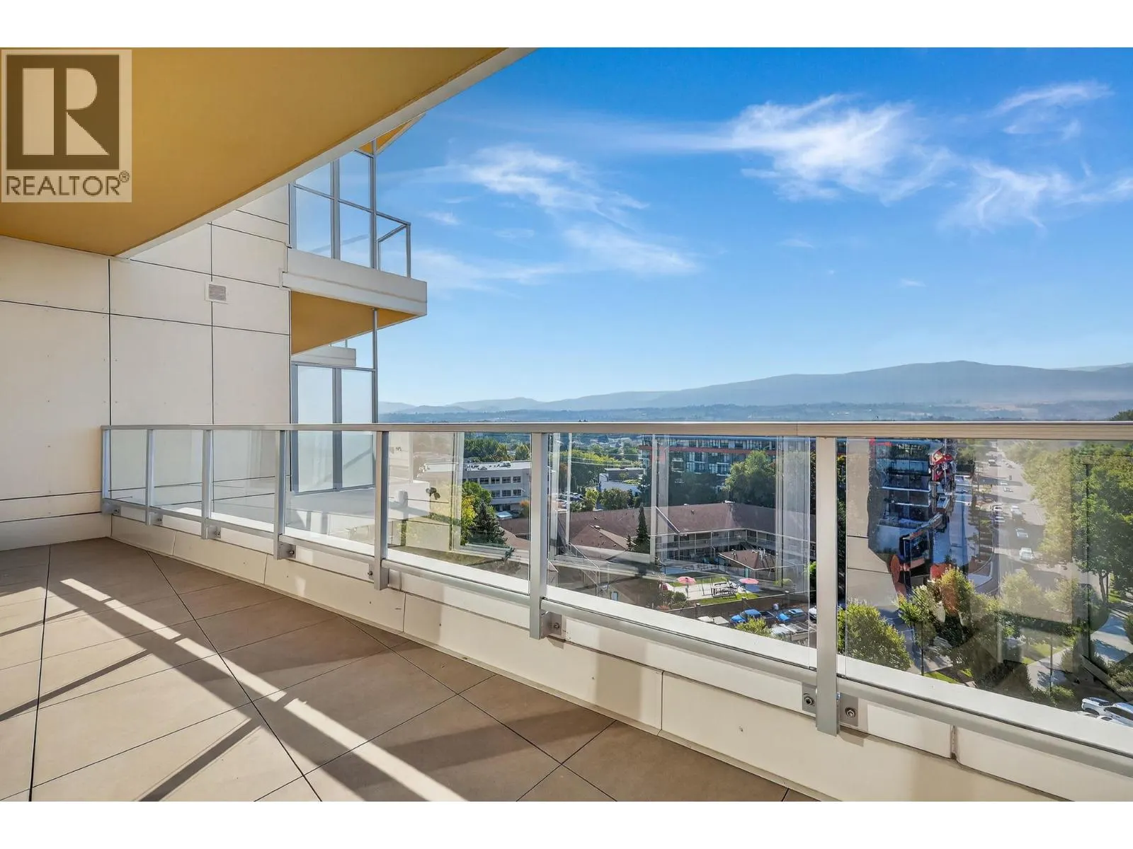 3340 Lakeshore Road Unit# 803
