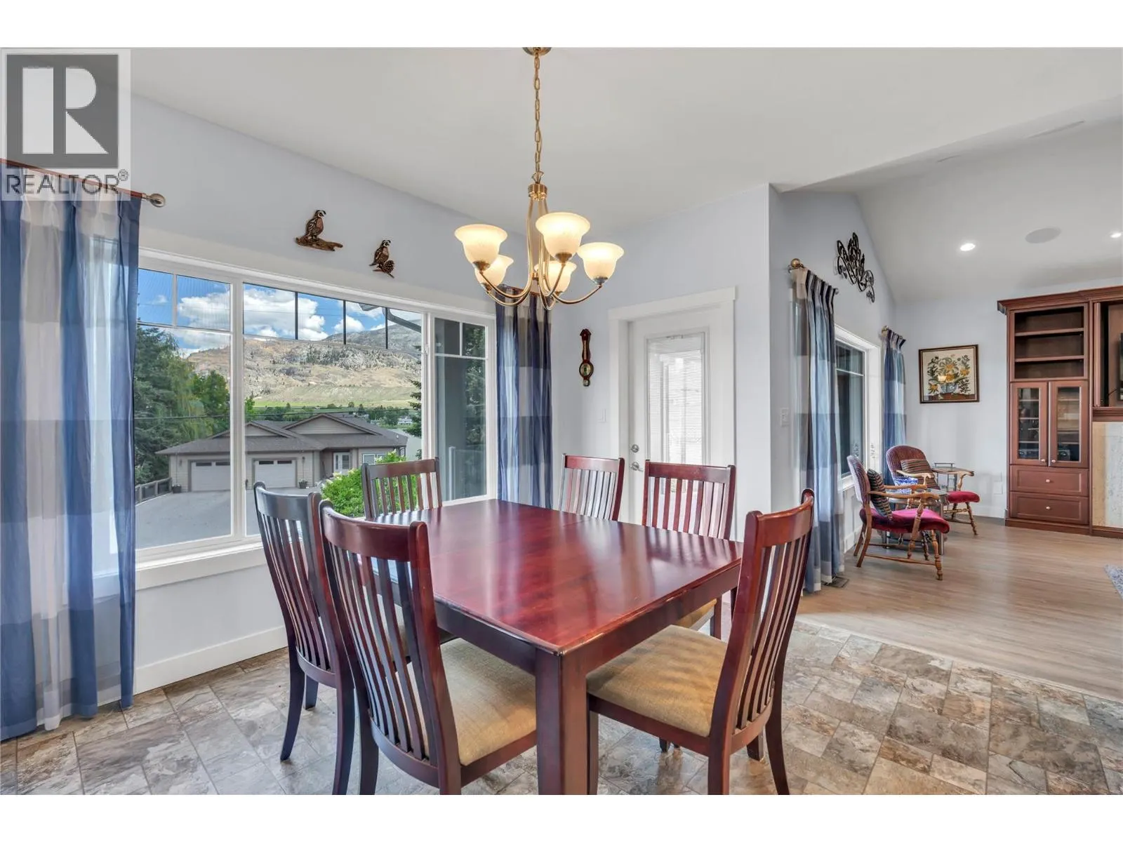 6991 Pinot Place