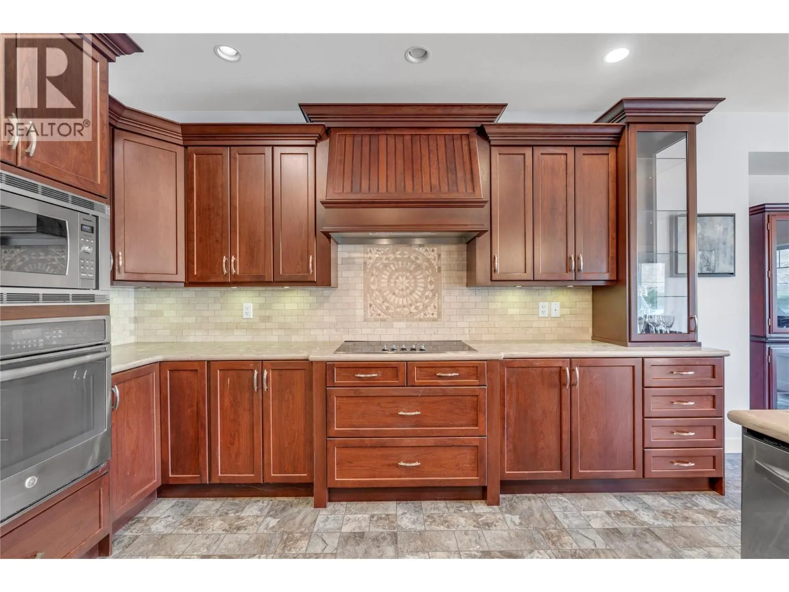 6991 Pinot Place
