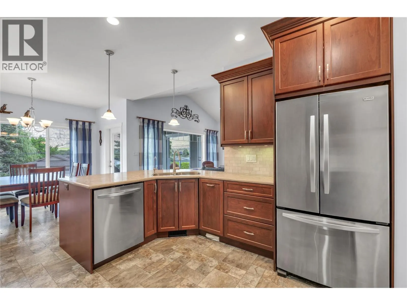 6991 Pinot Place