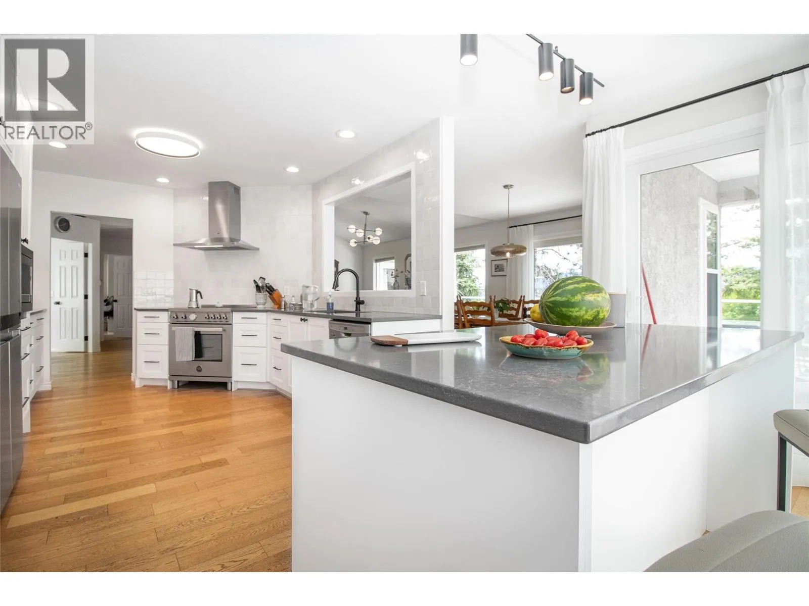 621 Cassiar Road