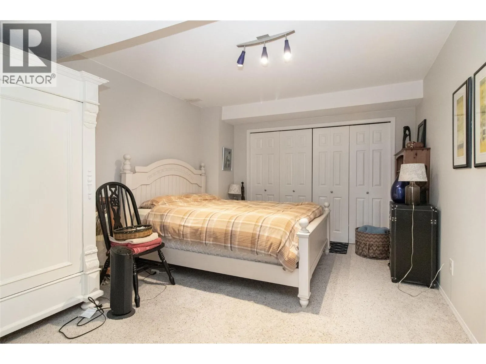 621 Cassiar Road