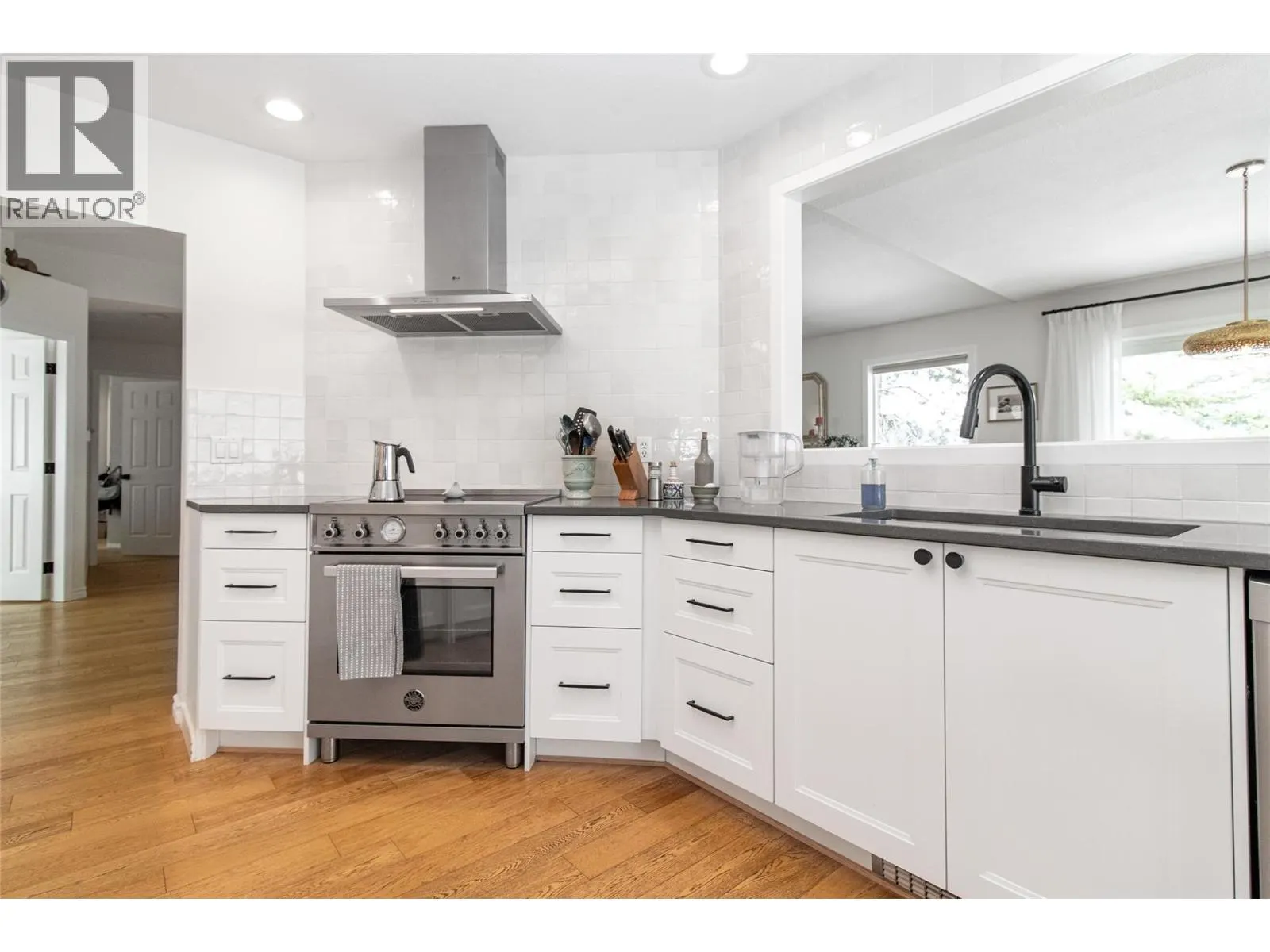 621 Cassiar Road