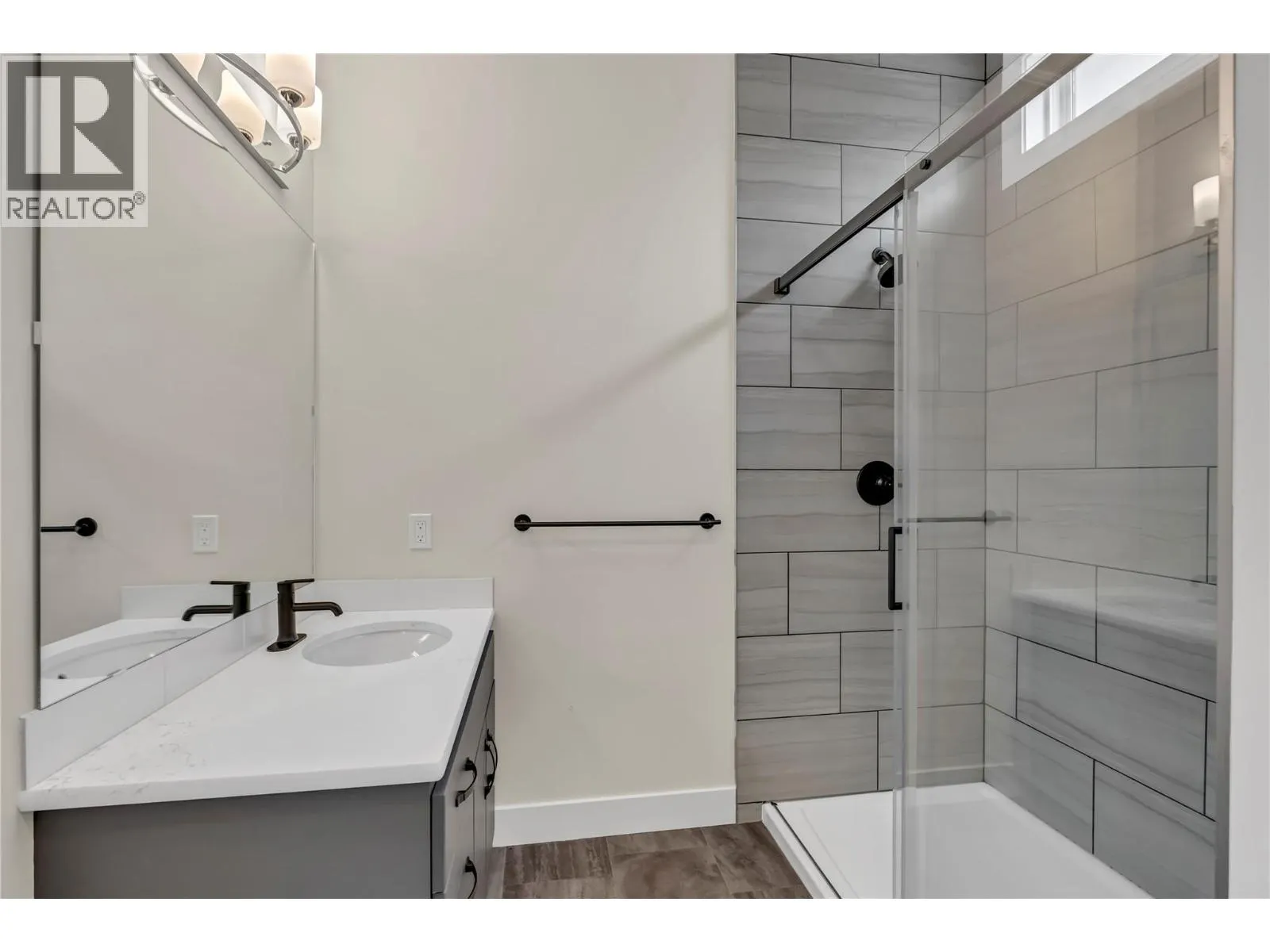1118 Middle Bench Road Unit# 10