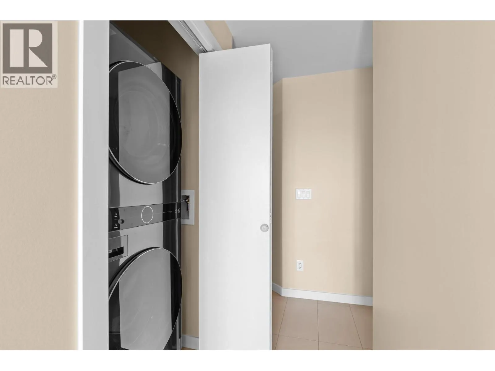 1075 Sunset Drive Unit# 2103