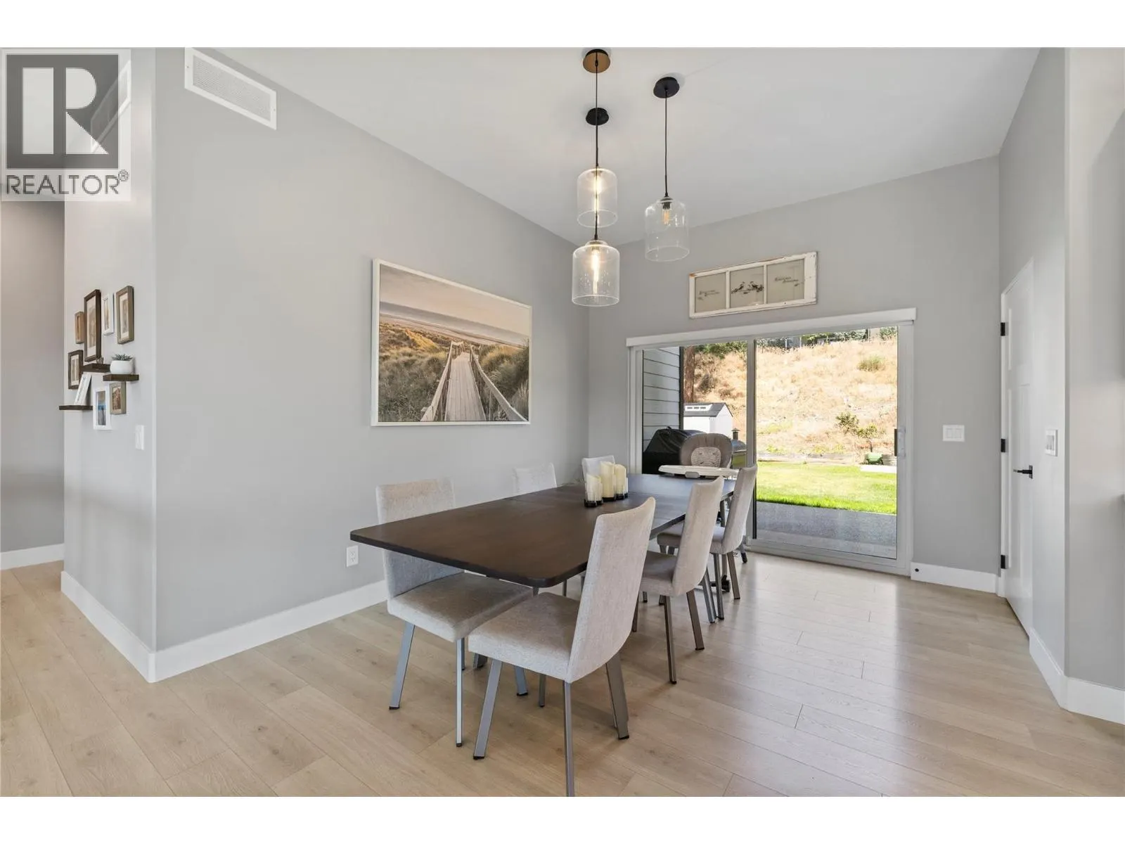 2846 Canyon Crest Drive