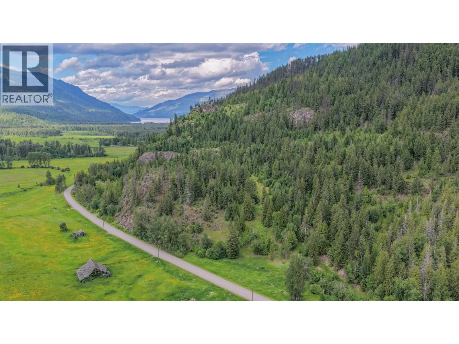 2996 Lumby Mabel Lake Road