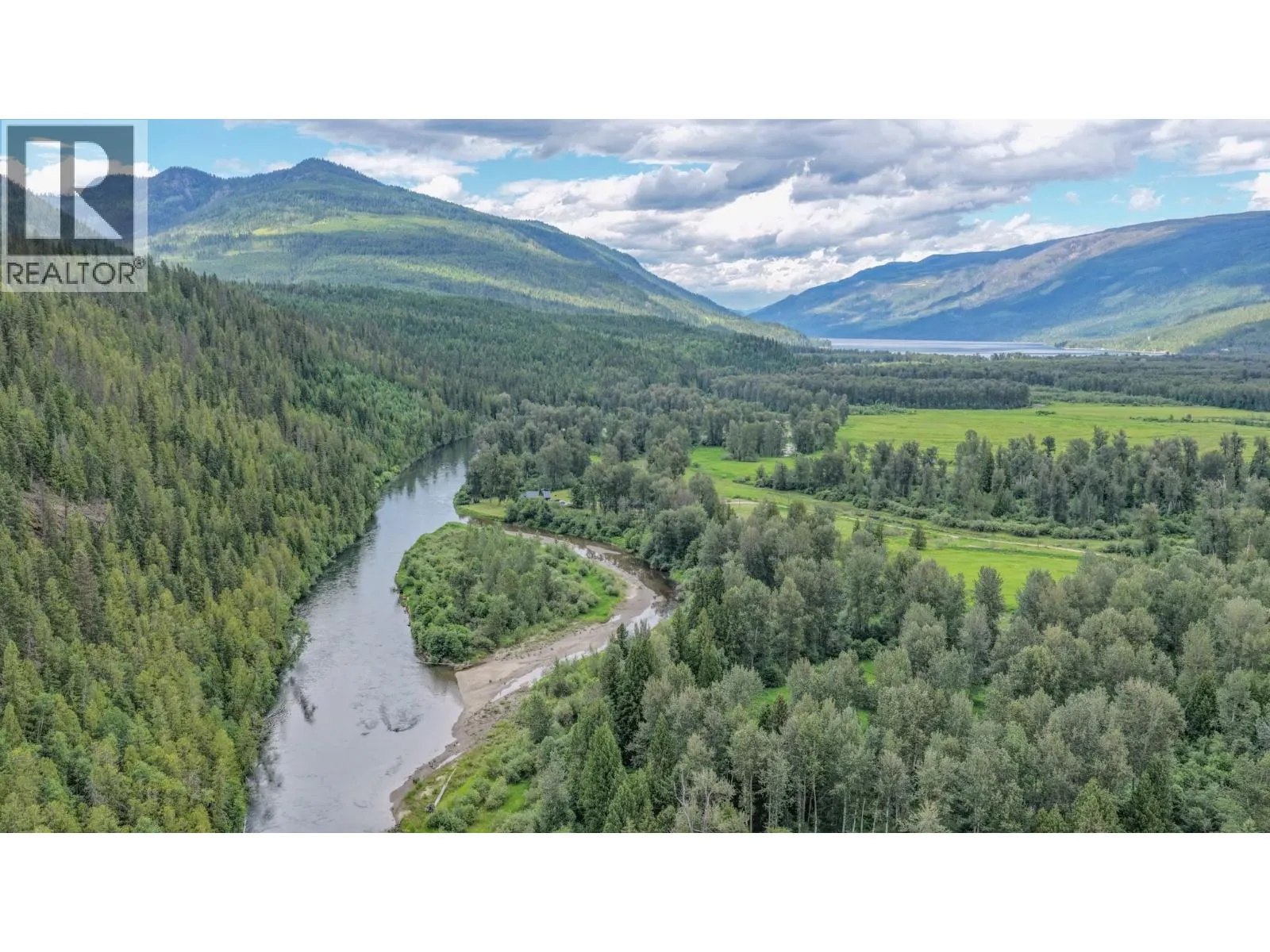 2996 Lumby Mabel Lake Road