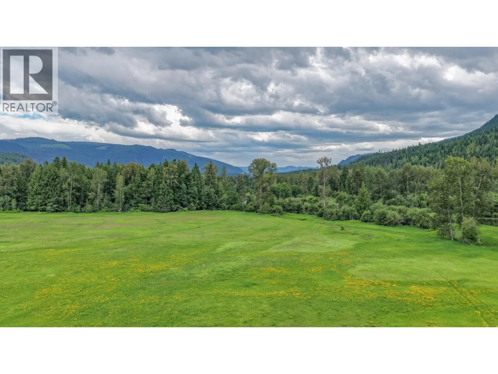 2996 Lumby Mabel Lake Road