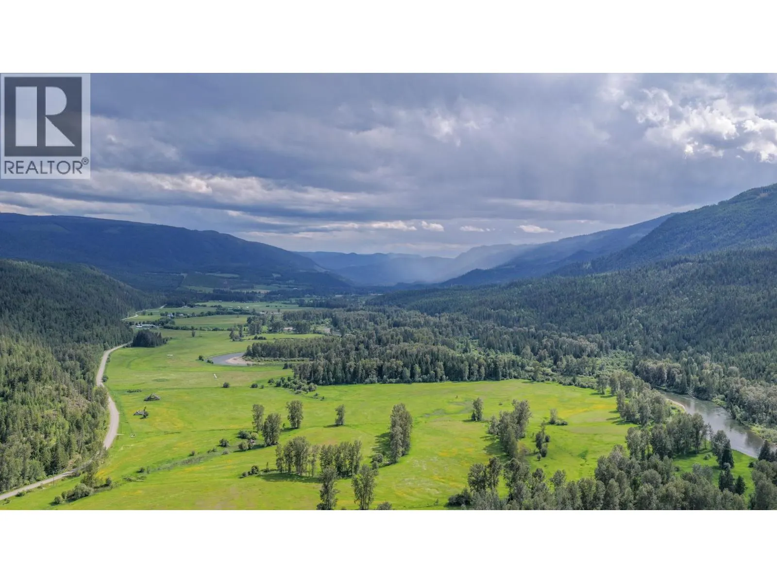2996 Lumby Mabel Lake Road
