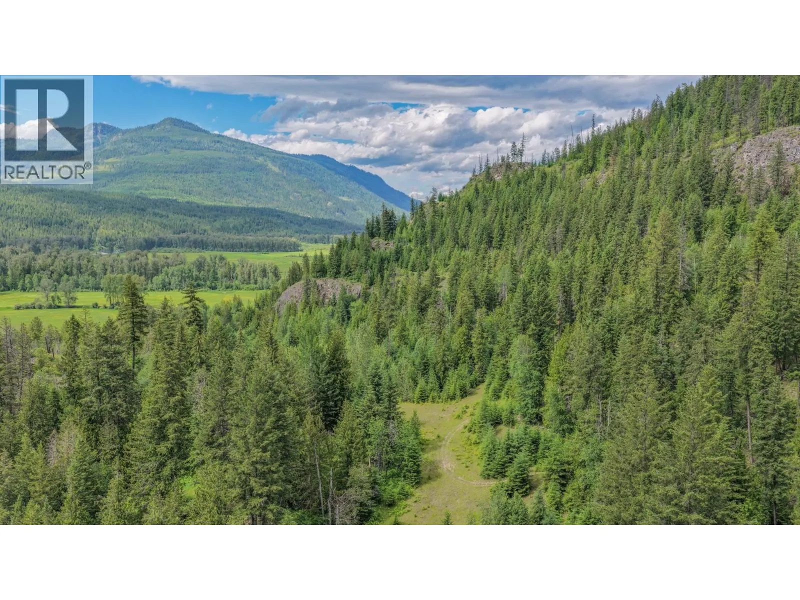 2996 Lumby Mabel Lake Road