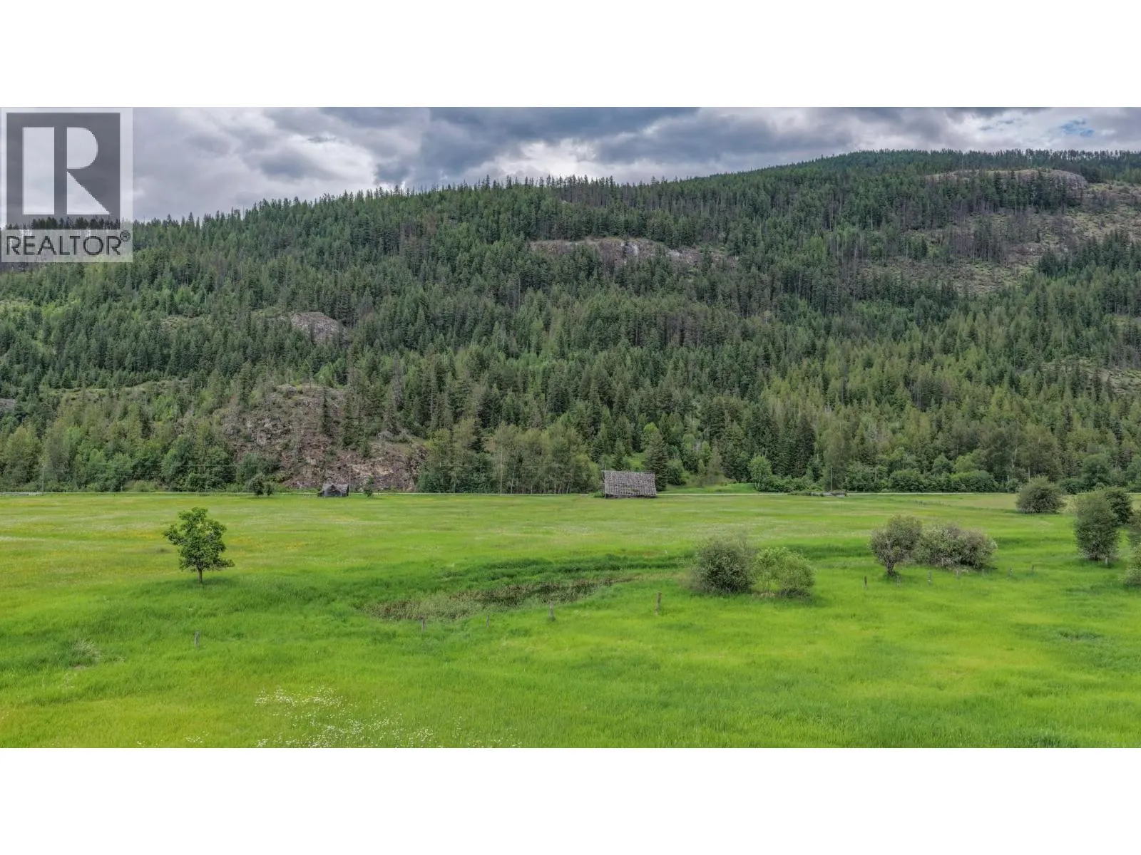 2996 Lumby Mabel Lake Road