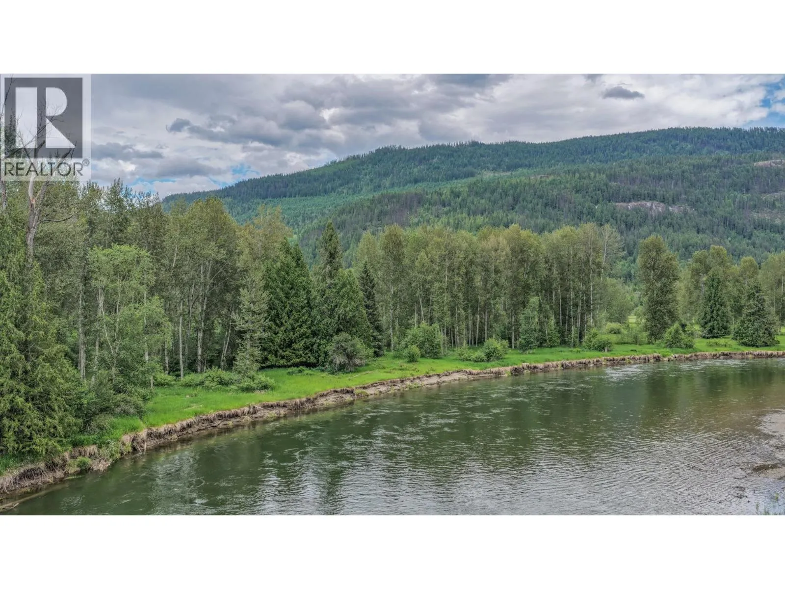 2996 Lumby Mabel Lake Road