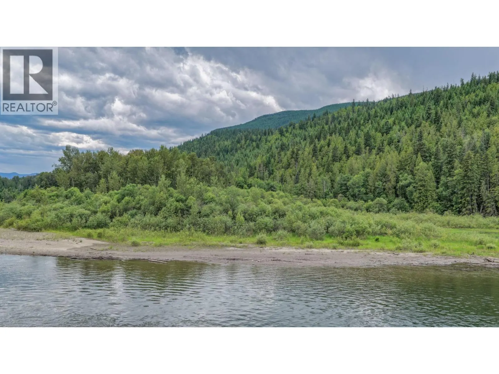 2996 Lumby Mabel Lake Road