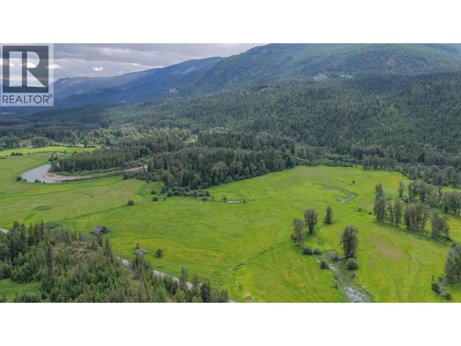 2996 Lumby Mabel Lake Road
