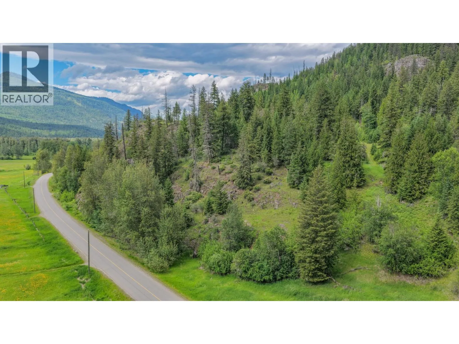 2996 Lumby Mabel Lake Road
