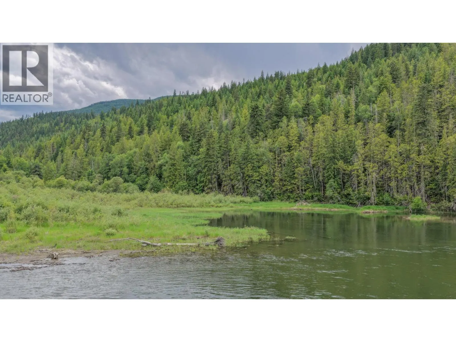 2996 Lumby Mabel Lake Road