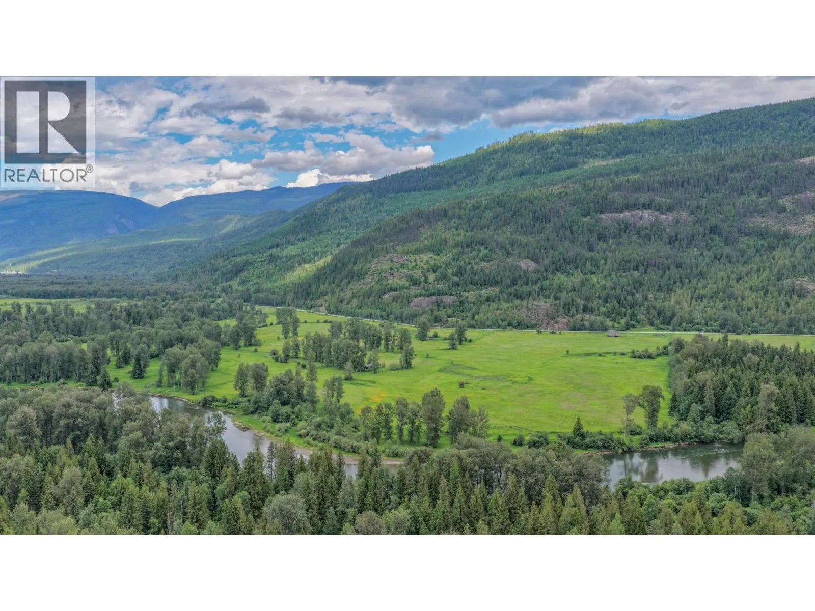 2996 Lumby Mabel Lake Road