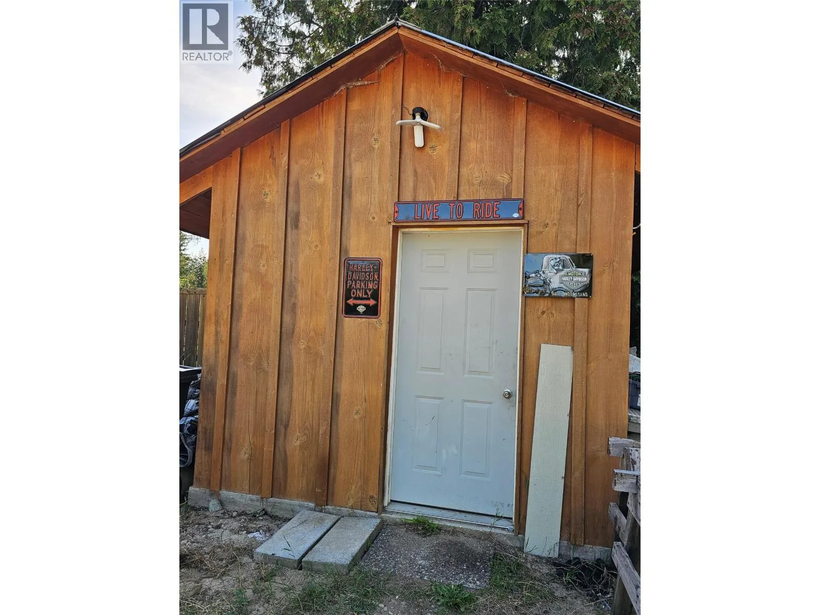 2385 Eva Road