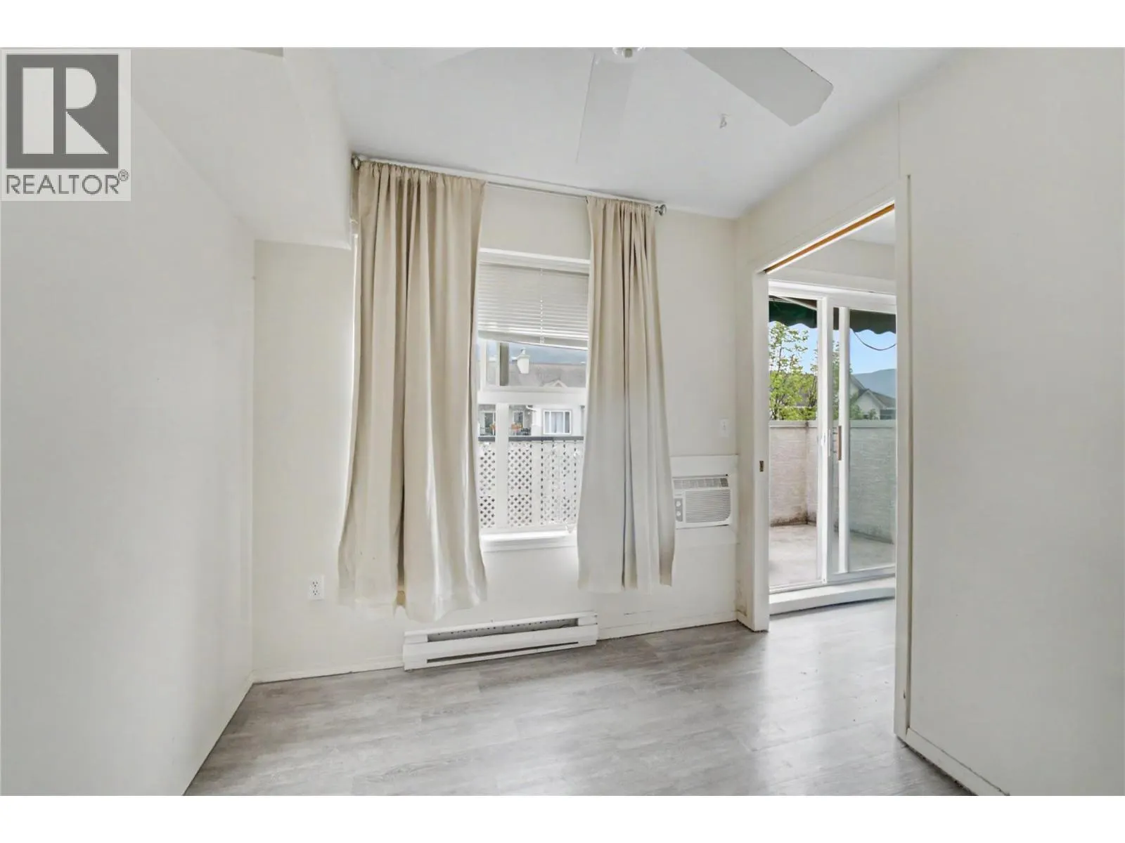 640 3 Street SW Unit# 406