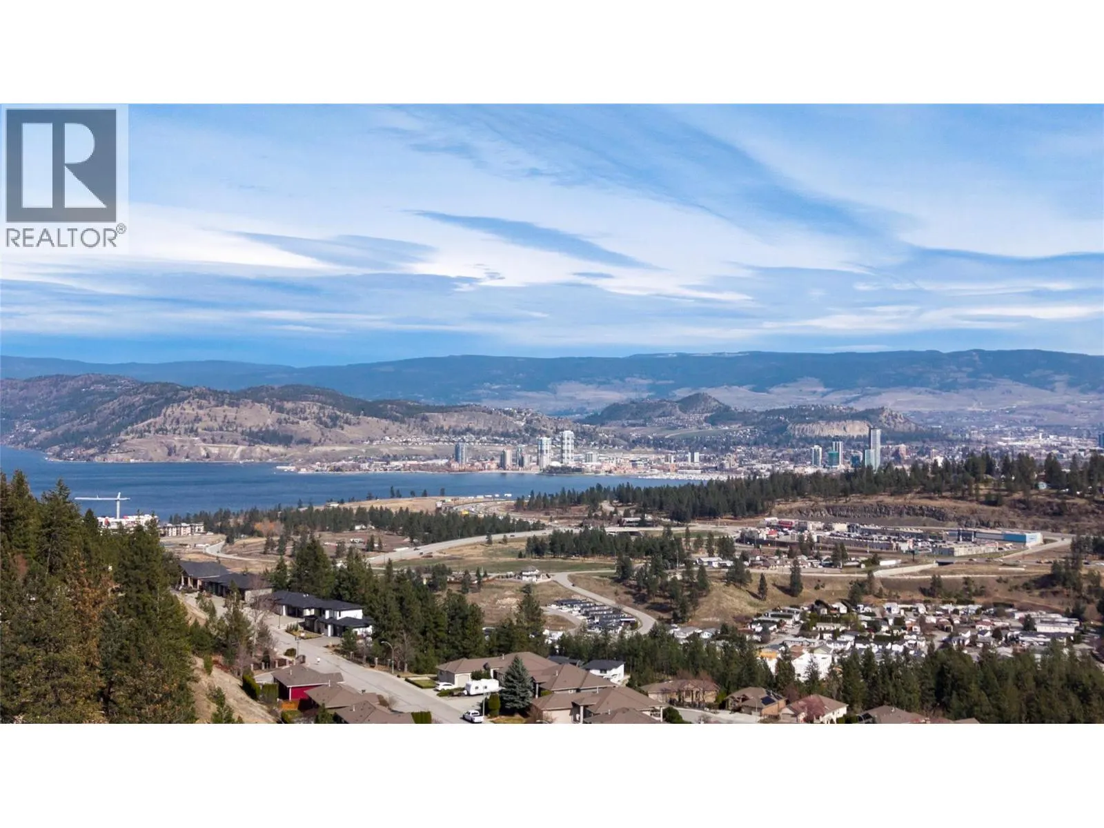 1086 Aurora Heights