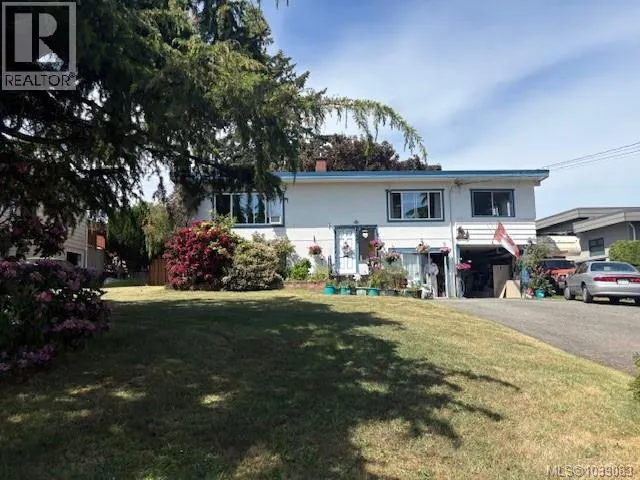 2535 Holyrood Dr