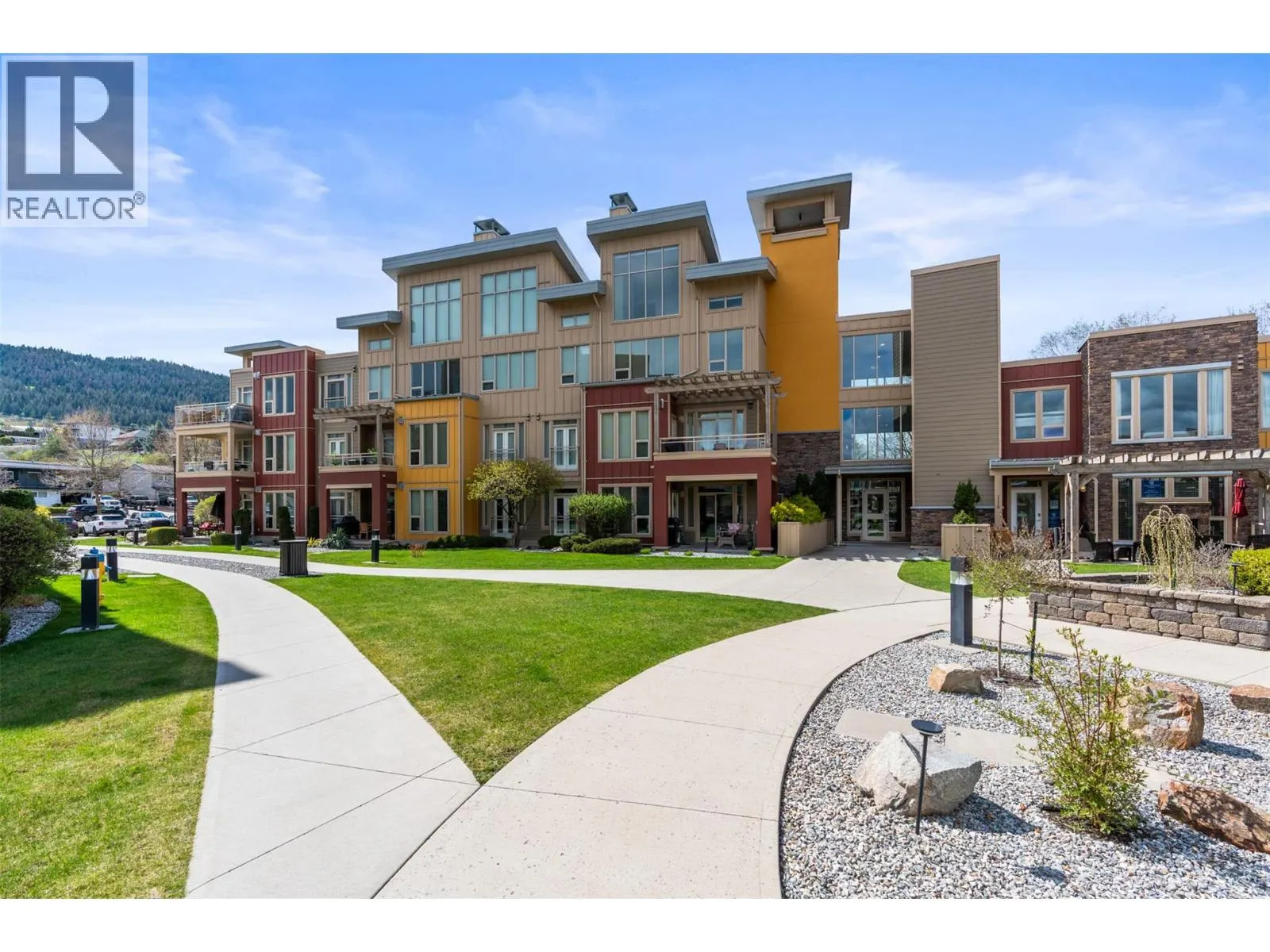7343 Okanagan Landing Road Unit# 1118