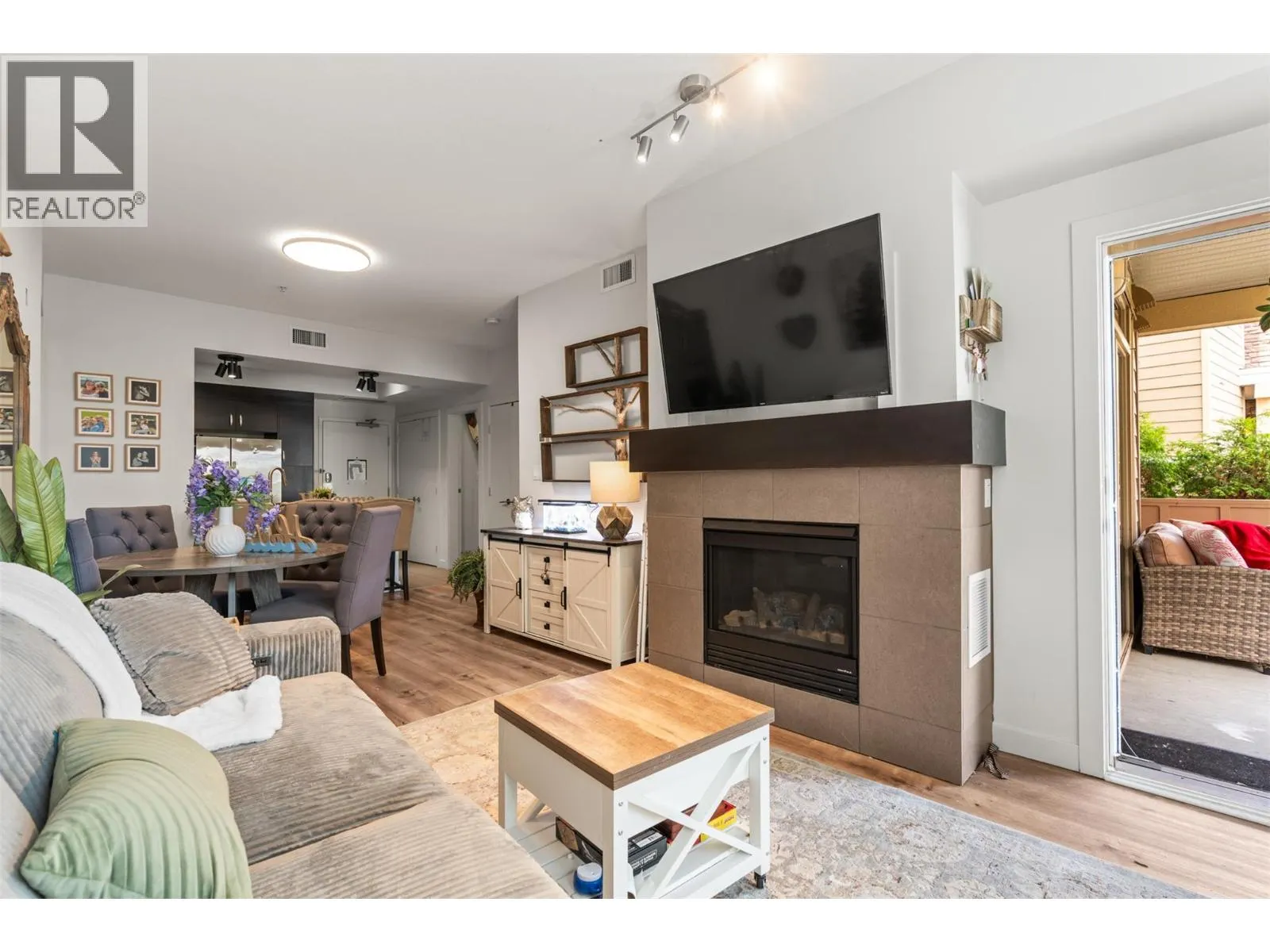 7343 Okanagan Landing Road Unit# 1118