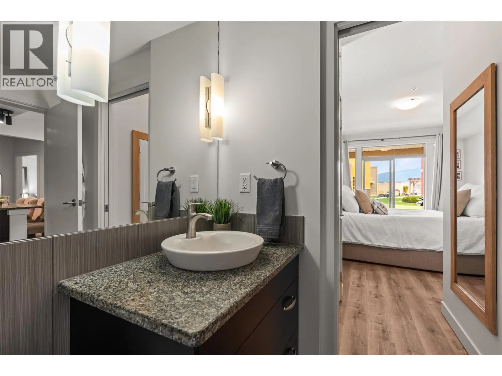 7343 Okanagan Landing Road Unit# 1118