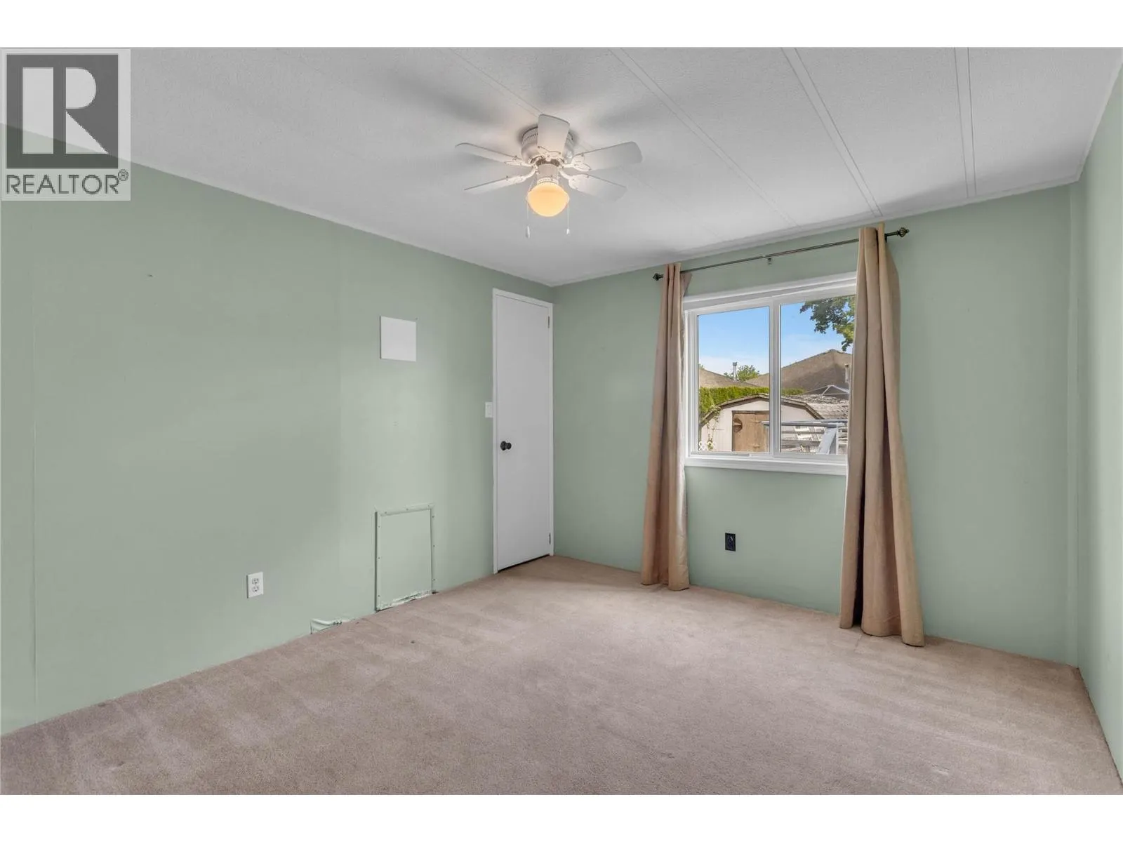 3745 LAKESHORE Road Unit# 146