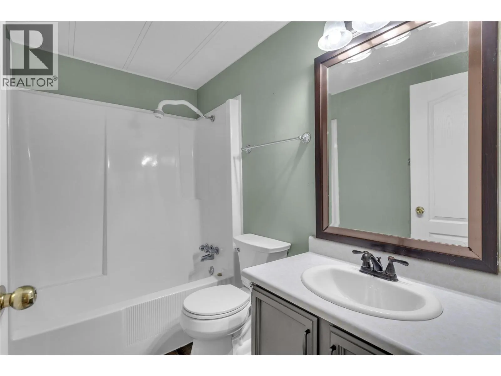 3745 LAKESHORE Road Unit# 146
