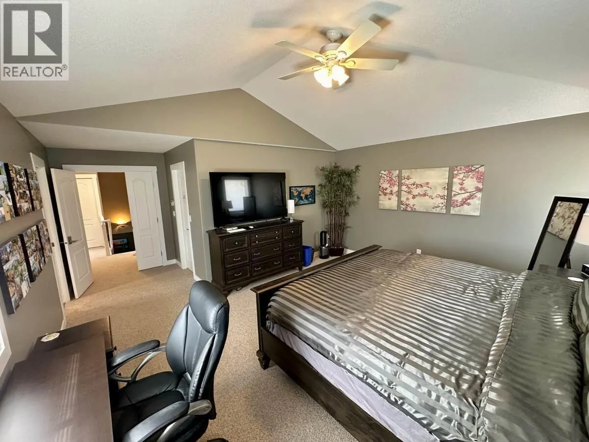3911 Lakevale Place