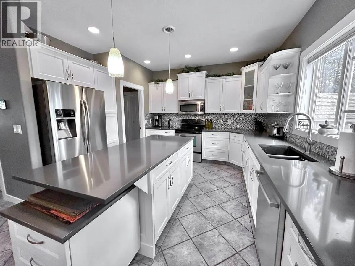 3911 Lakevale Place
