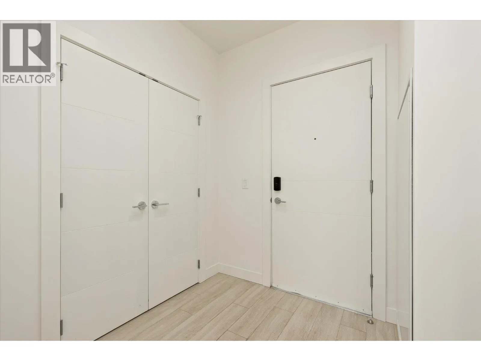 3699 Capozzi Road Unit# 408