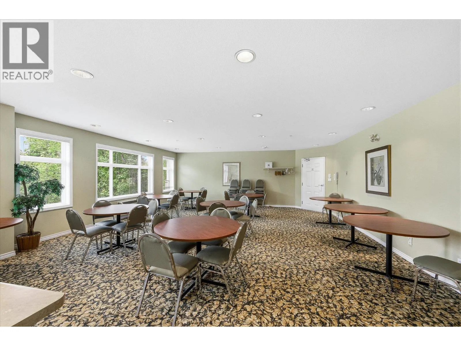 1235 KLO Road Unit# 302
