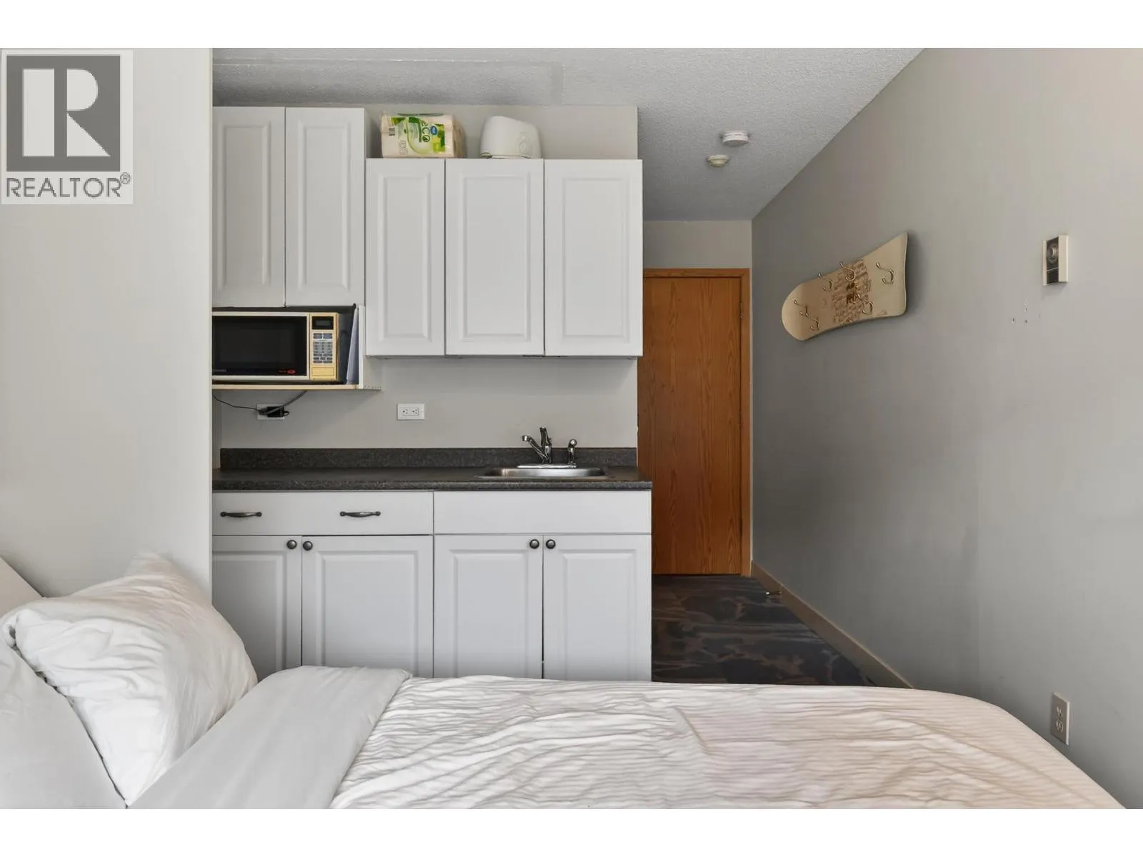 5375 Big White Road Unit# 314