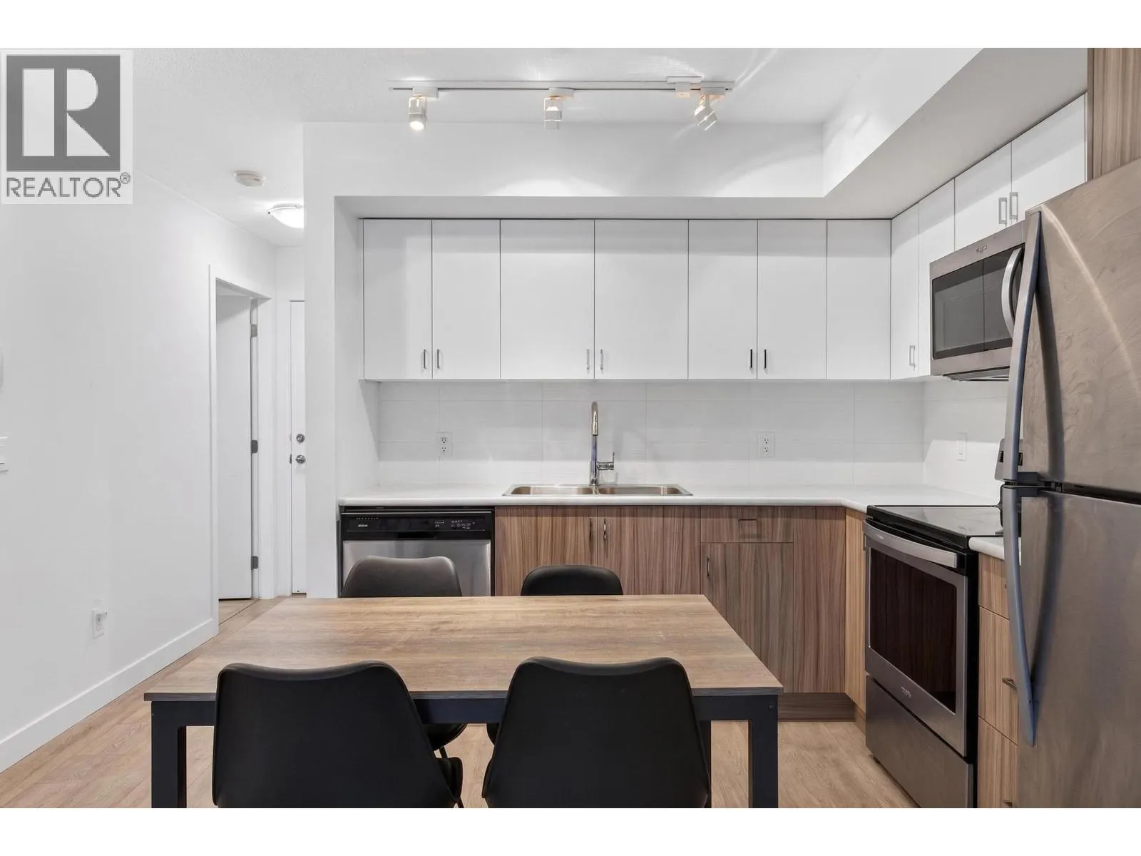 655 Academy Way Unit# 111