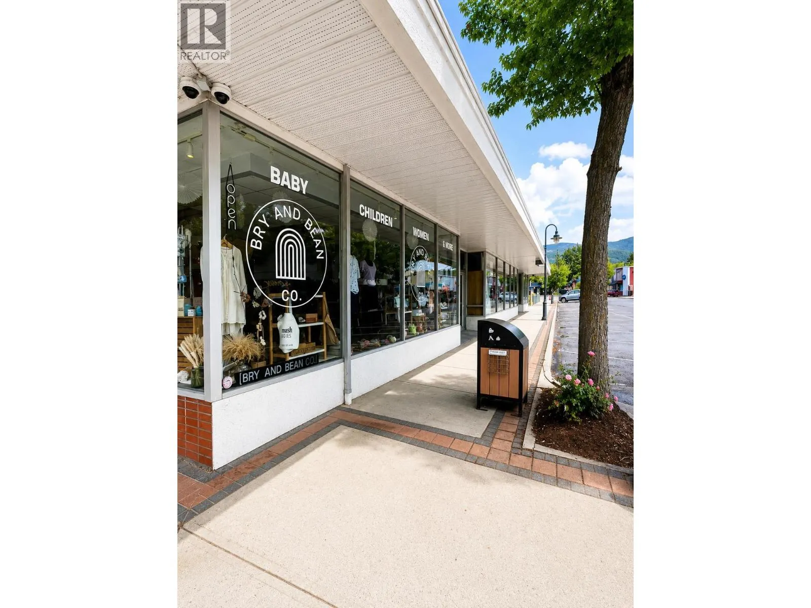 1127 4TH Street
