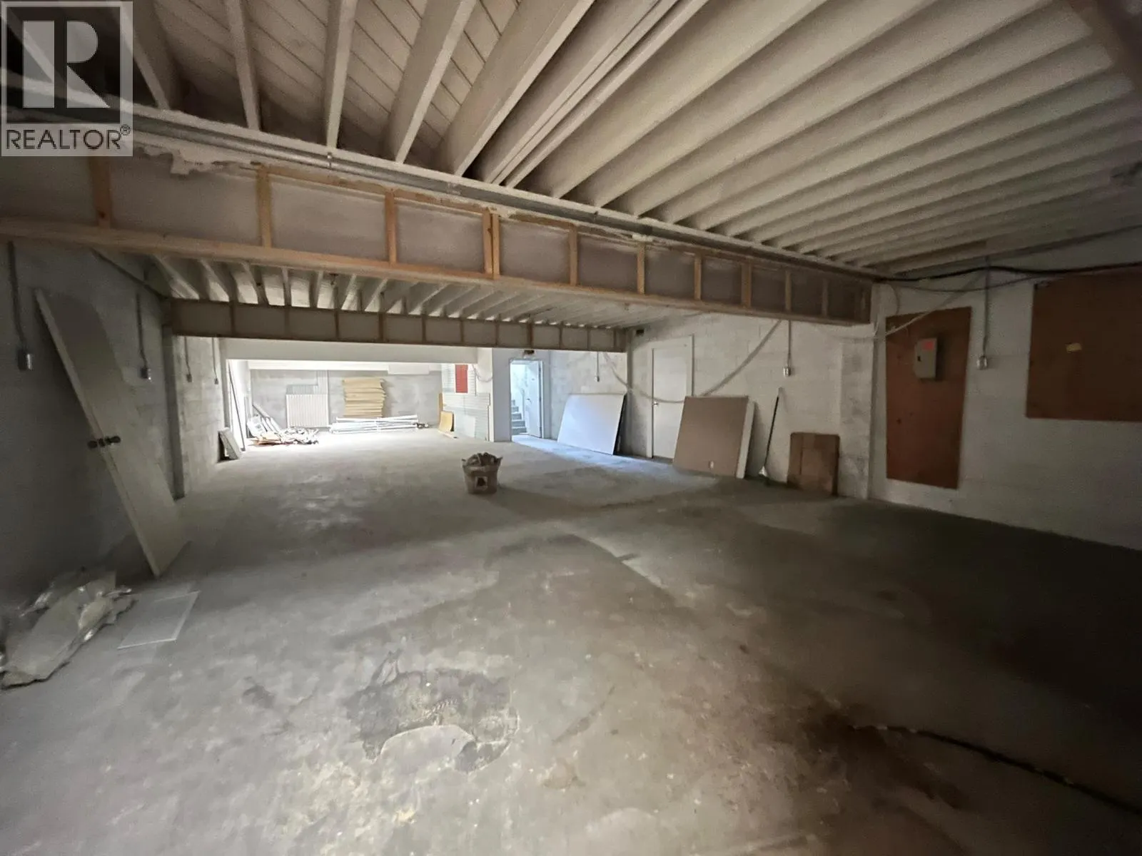 1127 4TH Street