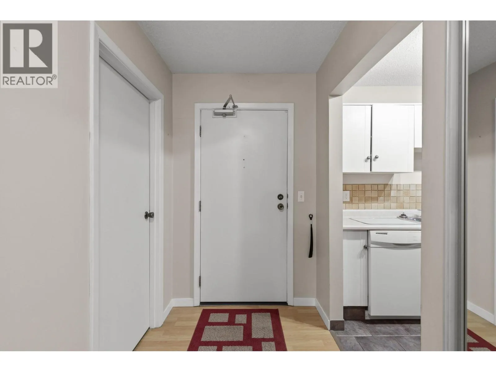 1035 Bernard Avenue Unit# 108