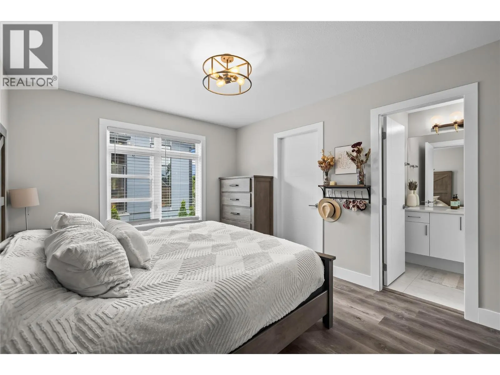 771 Raymer Avenue Unit# 2
