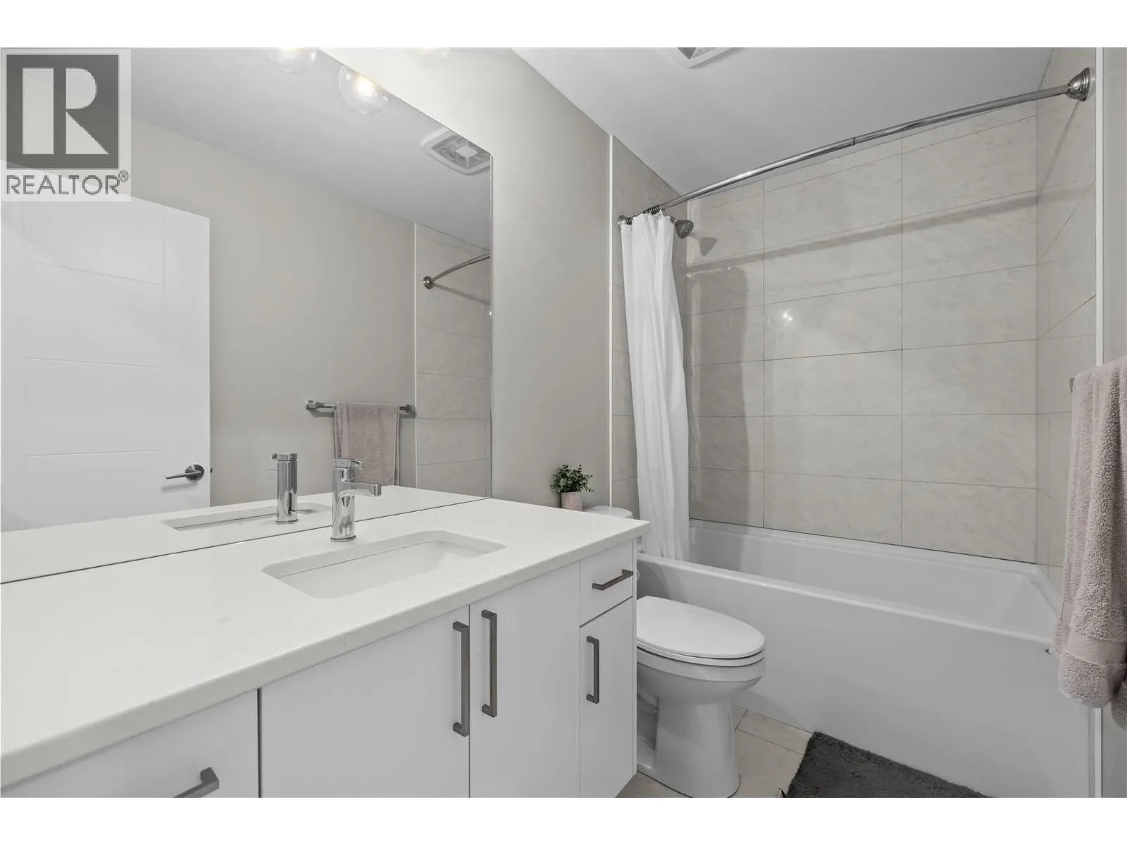 771 Raymer Avenue Unit# 2