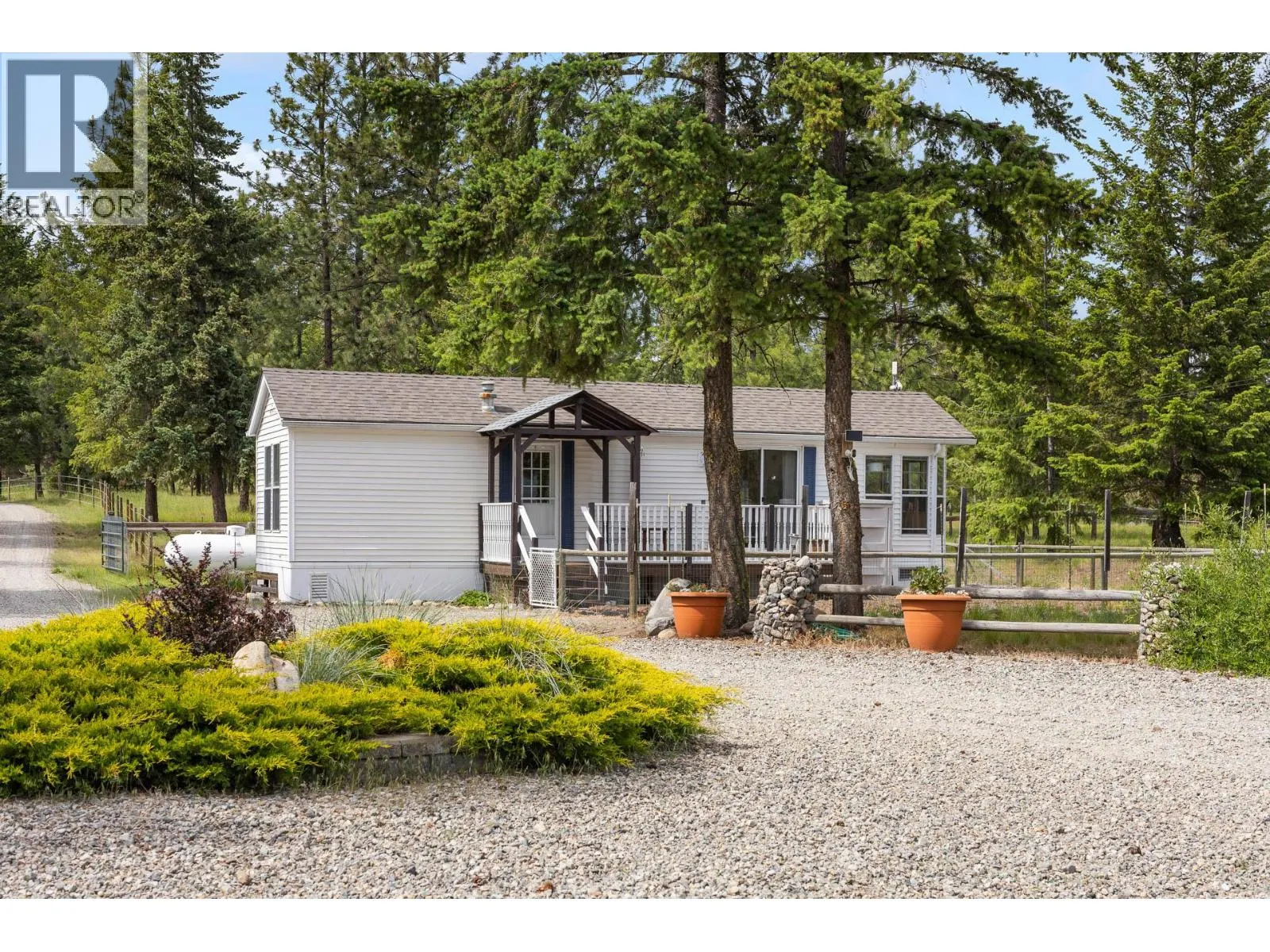38 NINE MILE Place