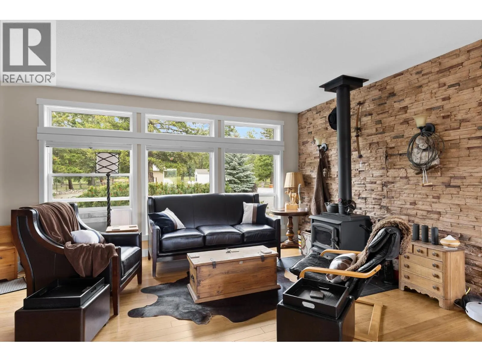 38 NINE MILE Place