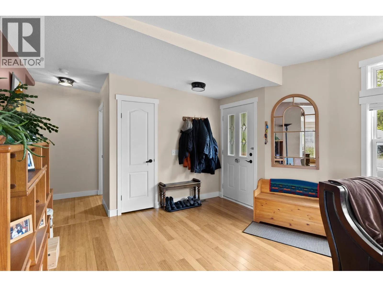 38 NINE MILE Place