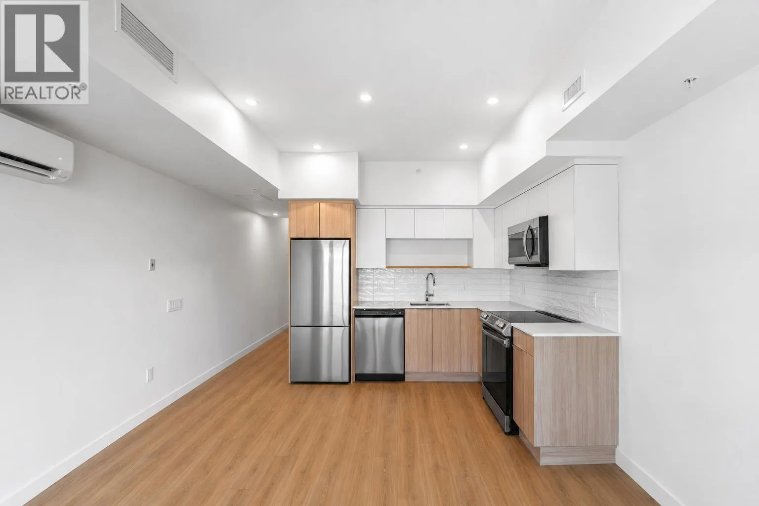 604 Cawston Avenue Unit# 610