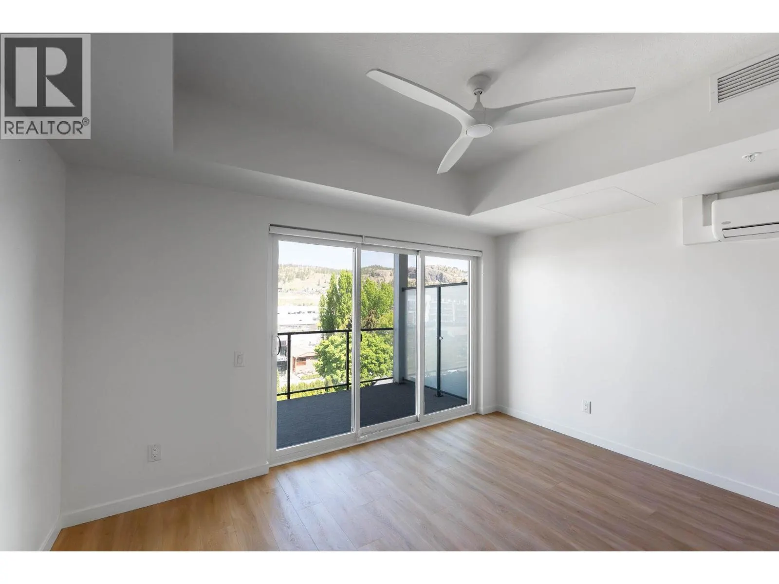 604 Cawston Avenue Unit# 610