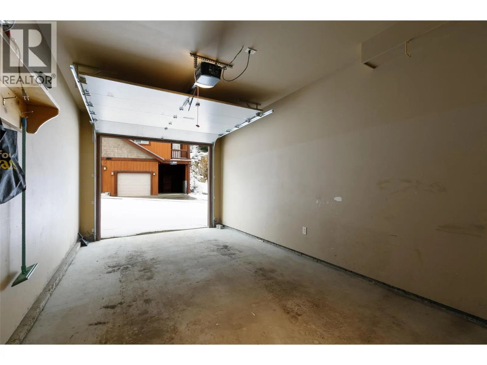 65 Forest Lane Unit# B