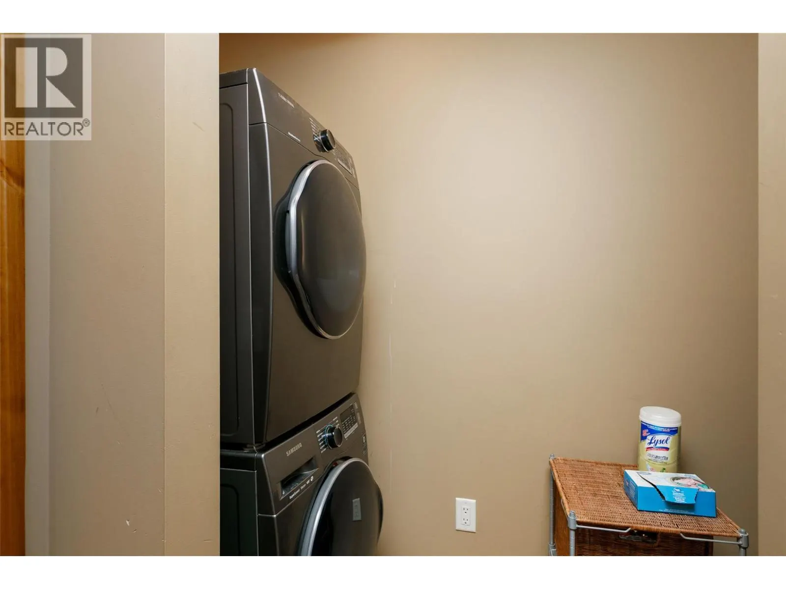 65 Forest Lane Unit# B