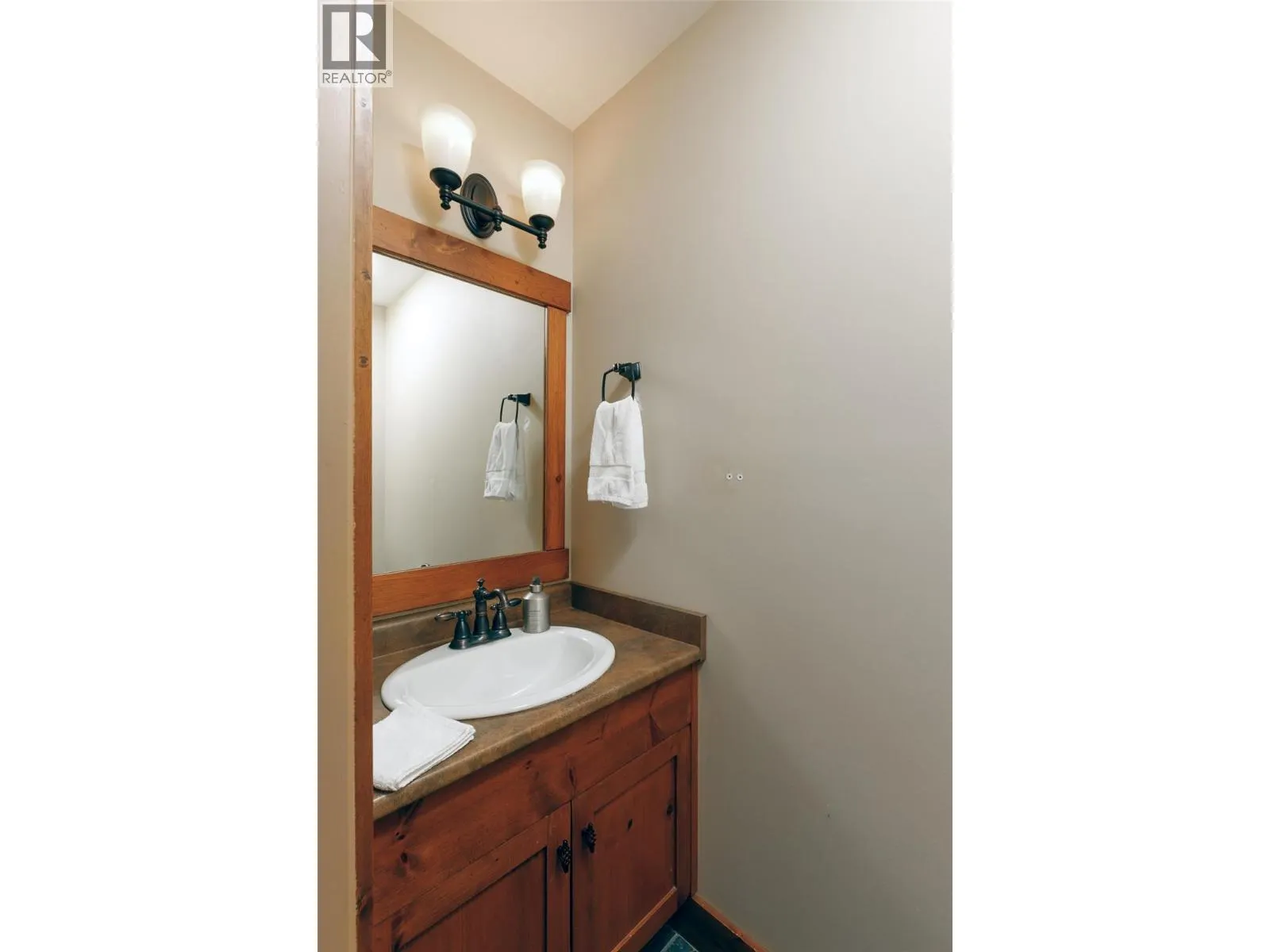65 Forest Lane Unit# B